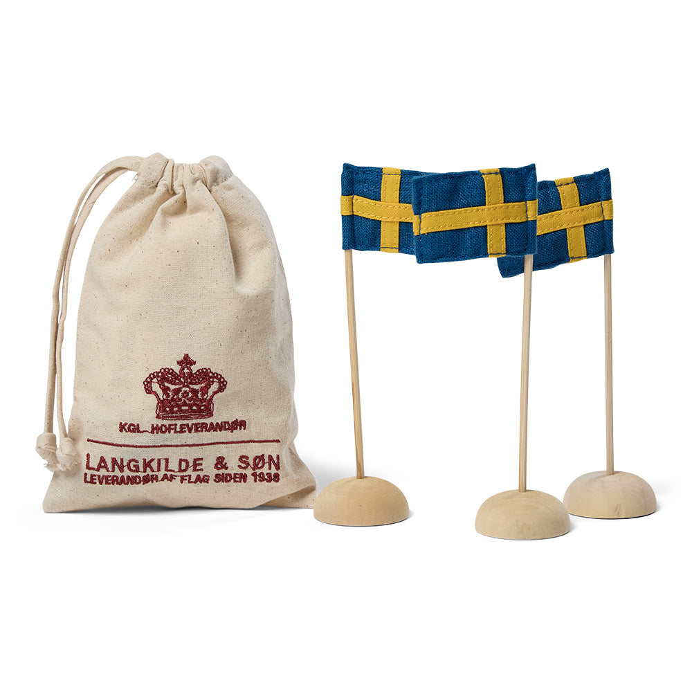 Små bordflagg med svensk flagg – 3 stk.