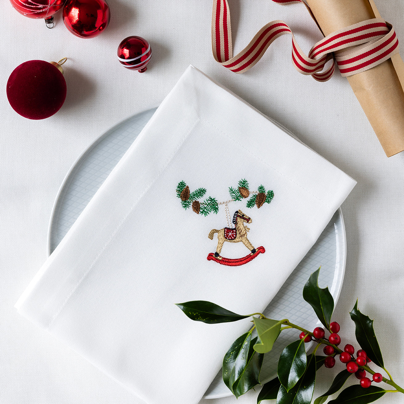 Juleserviett med gyngehest