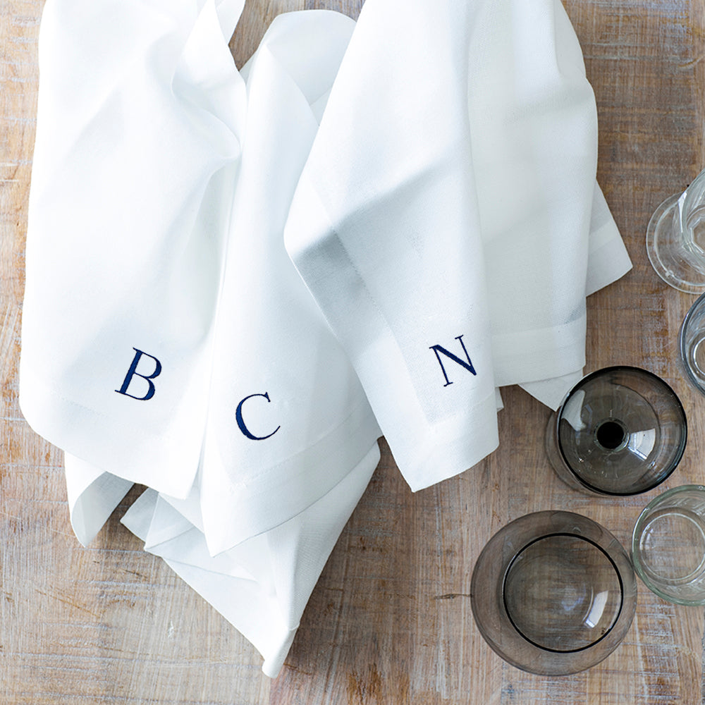 Serviett med bokstaver