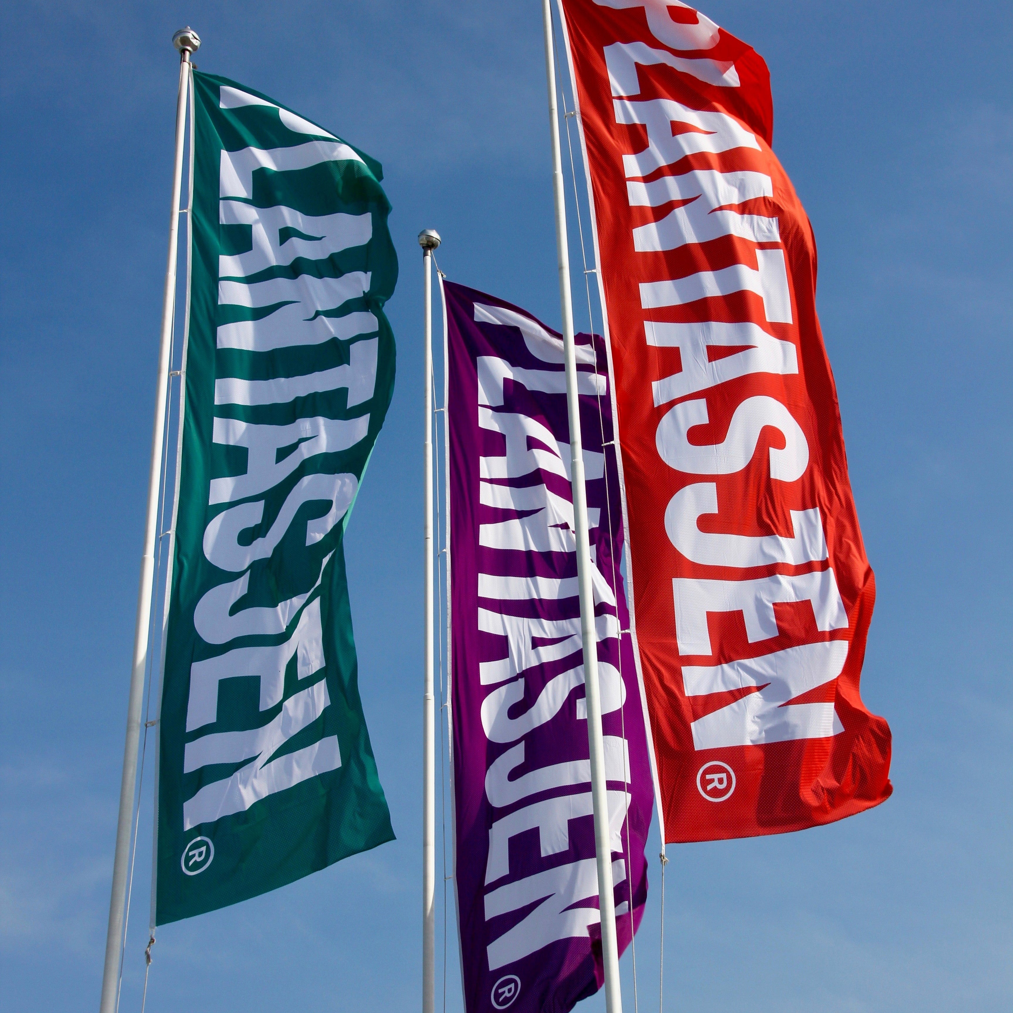 Flag med logo – højformat