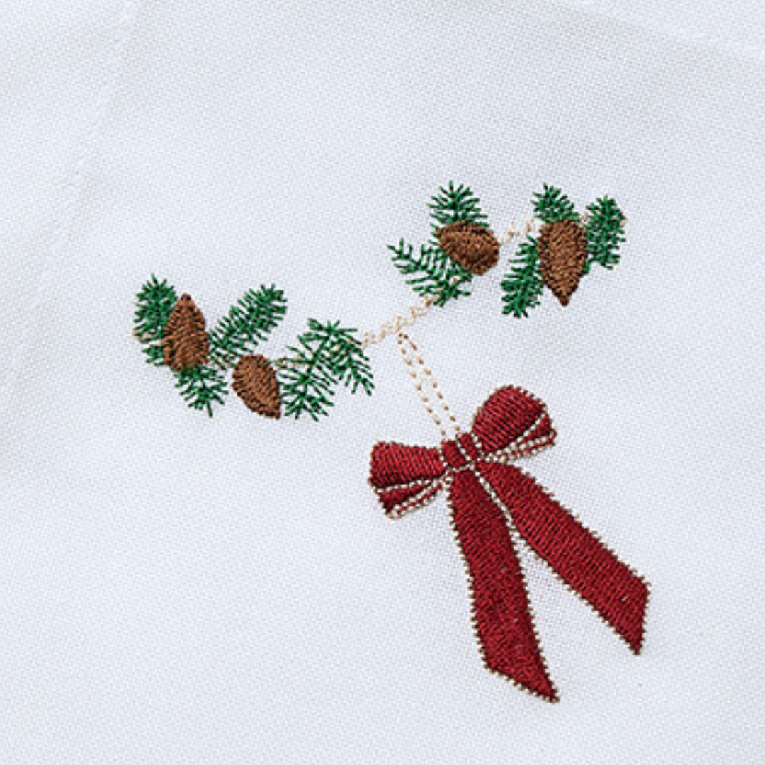 Juleserviett med mørkerød sløyfe