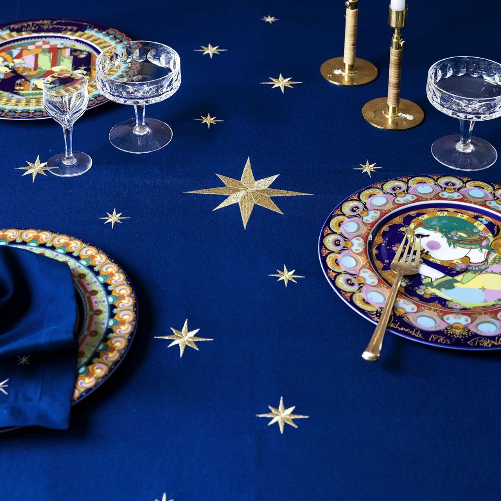 Stjerner brodert på Midnatt blå duk