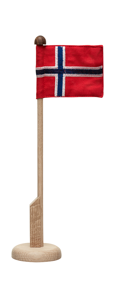 Bordflaggstang av tre