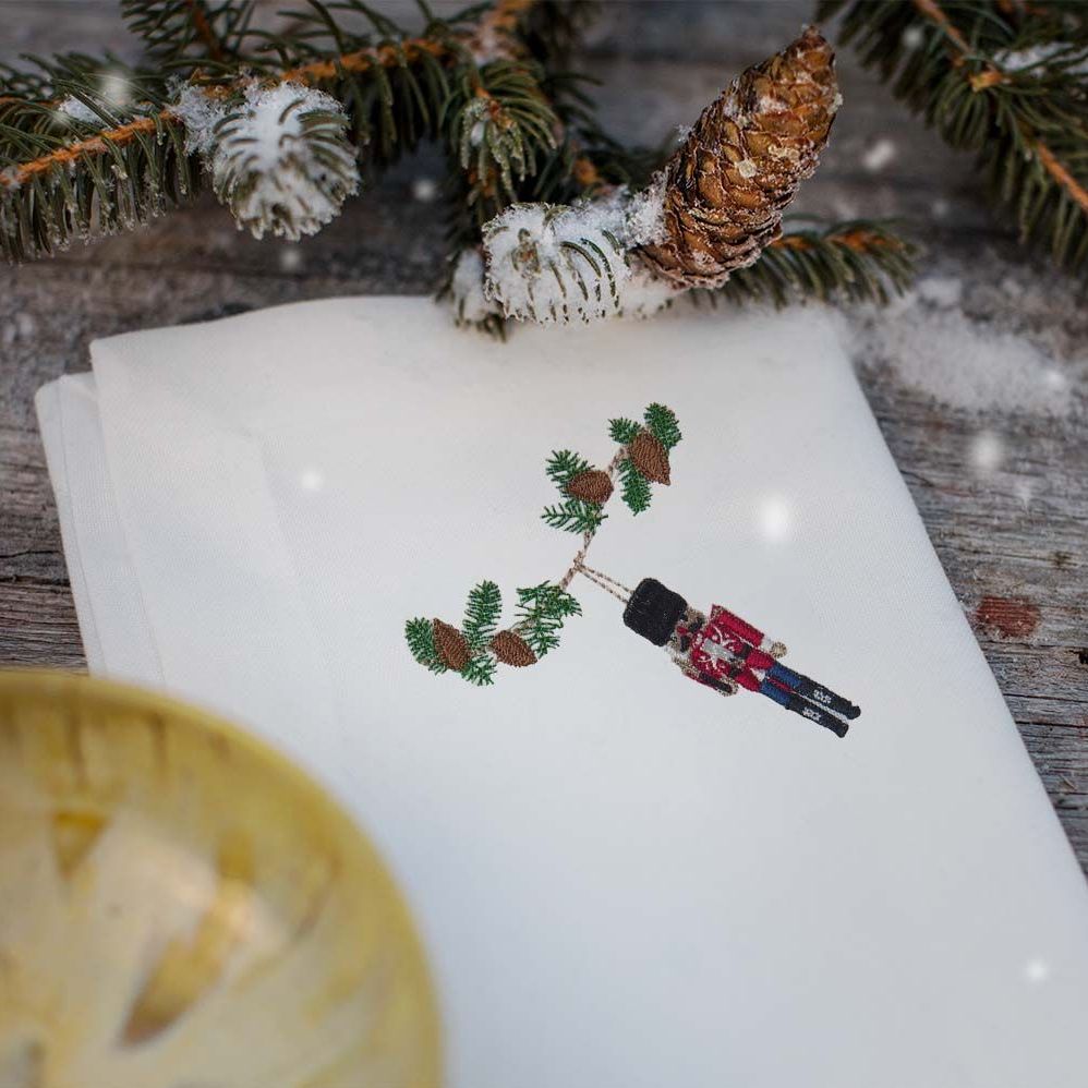 Juleserviett med Nøtteknekker